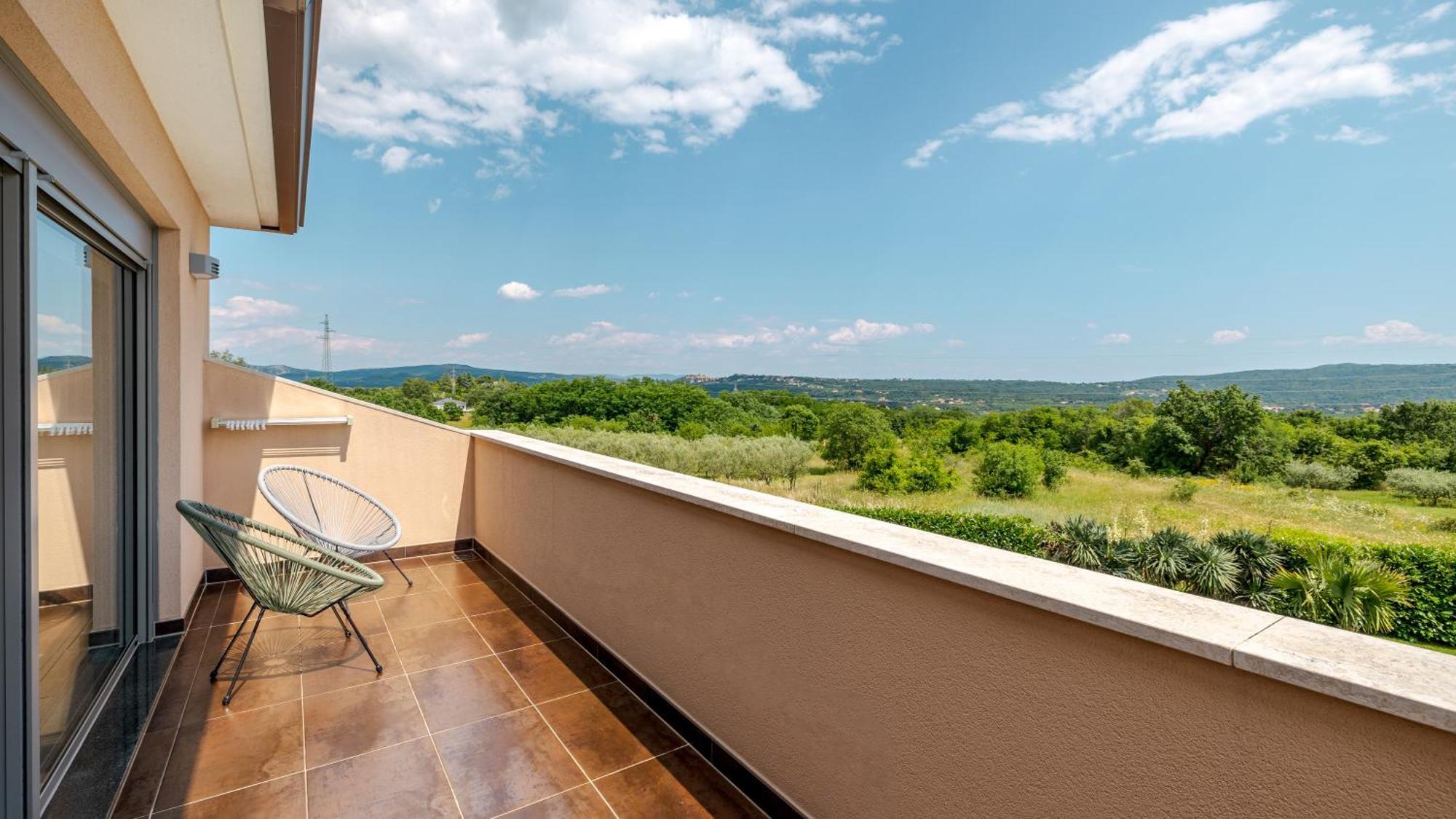 Villa Labin In Zartinj - Luxury Privacy Heated Pool With Auto Cover 외부 사진