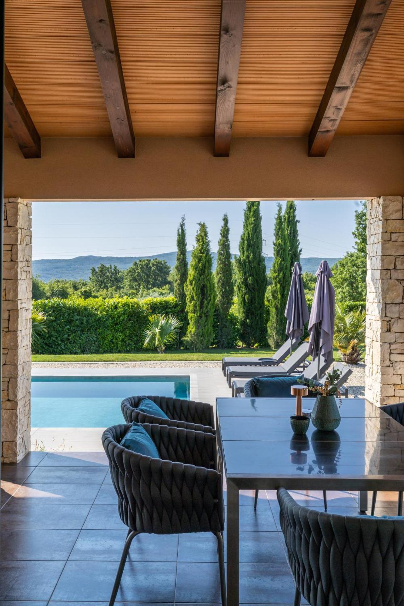 Villa Labin In Zartinj - Luxury Privacy Heated Pool With Auto Cover 외부 사진