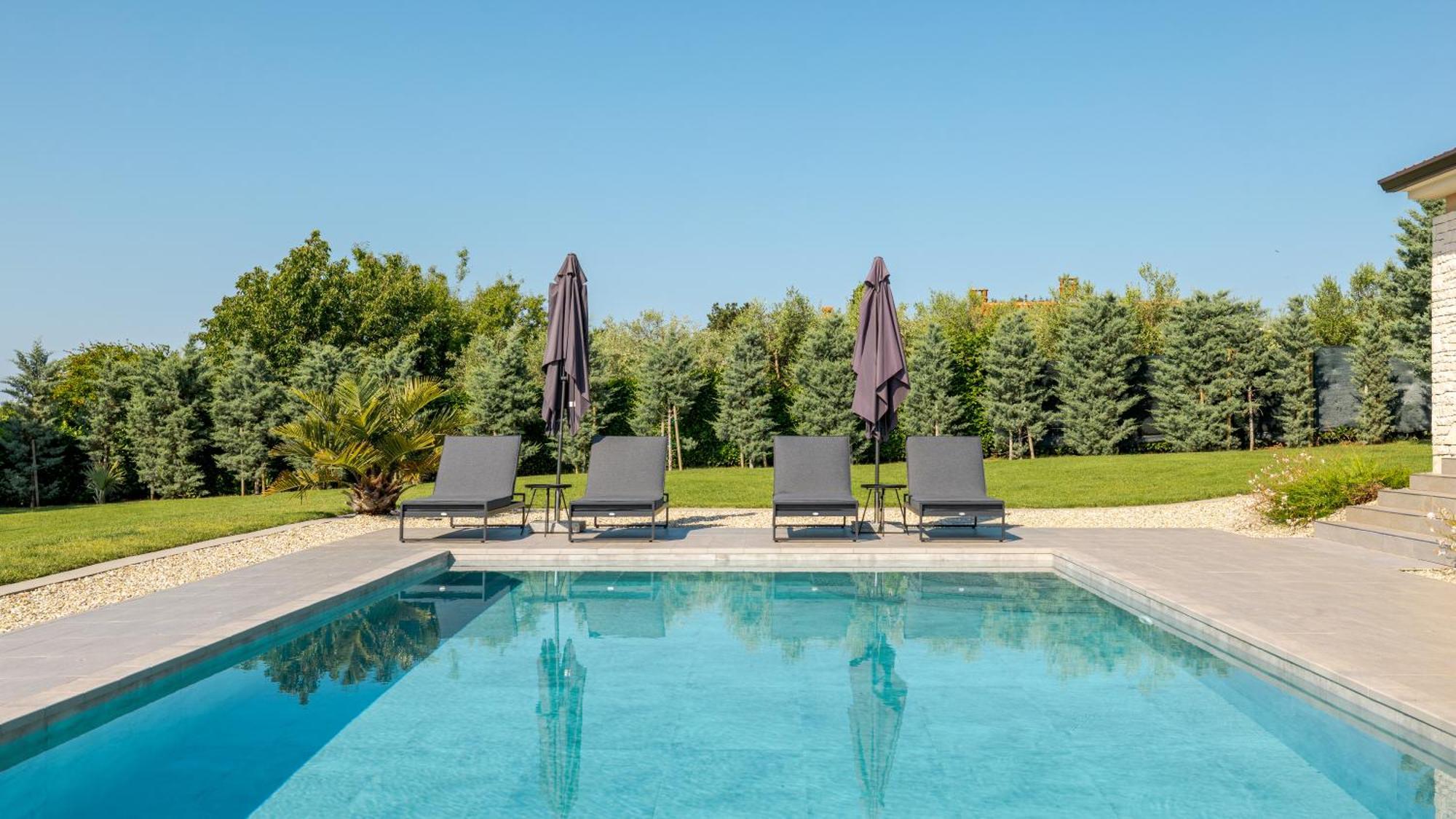 Villa Labin In Zartinj - Luxury Privacy Heated Pool With Auto Cover 외부 사진