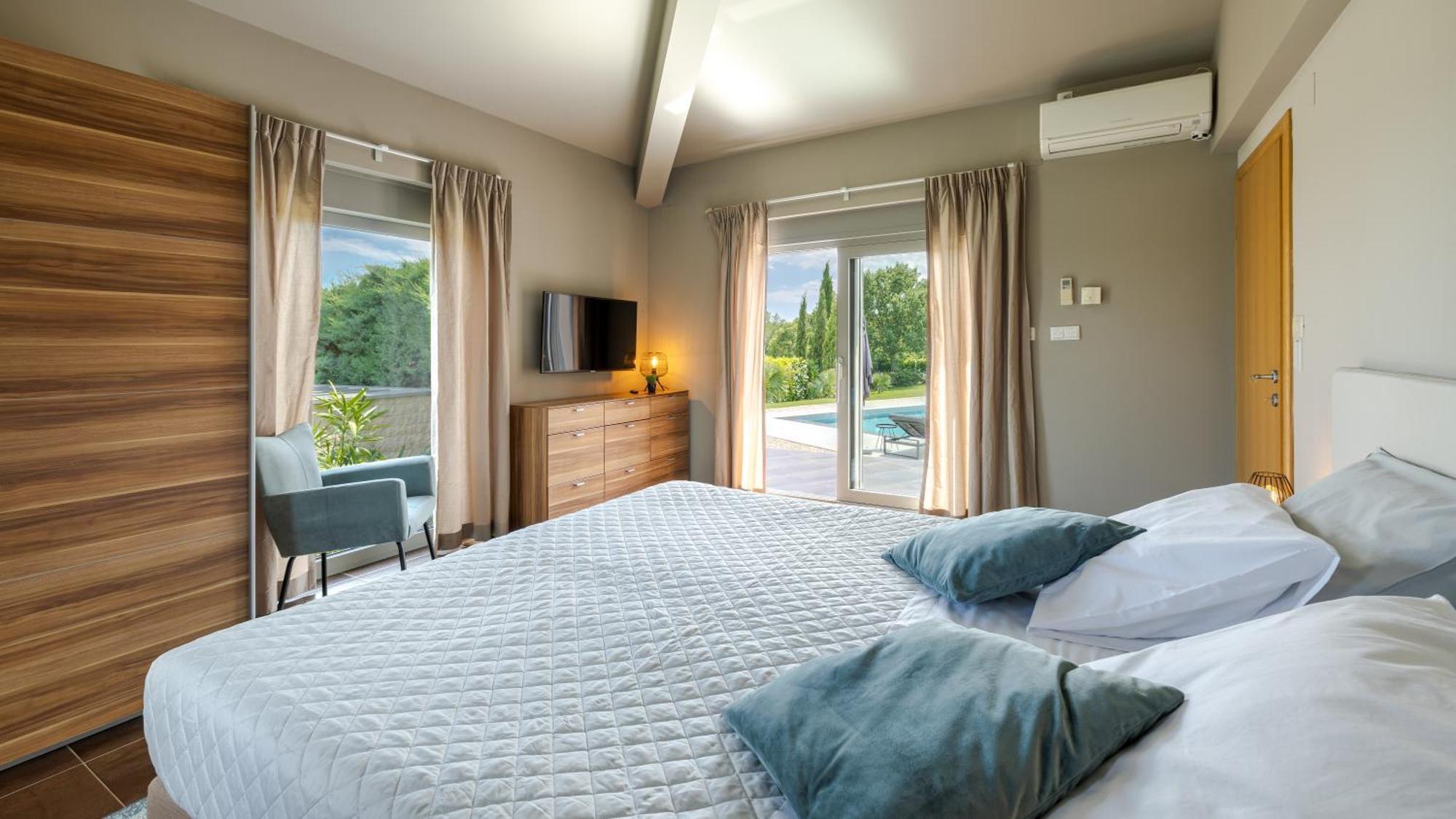 Villa Labin In Zartinj - Luxury Privacy Heated Pool With Auto Cover 외부 사진
