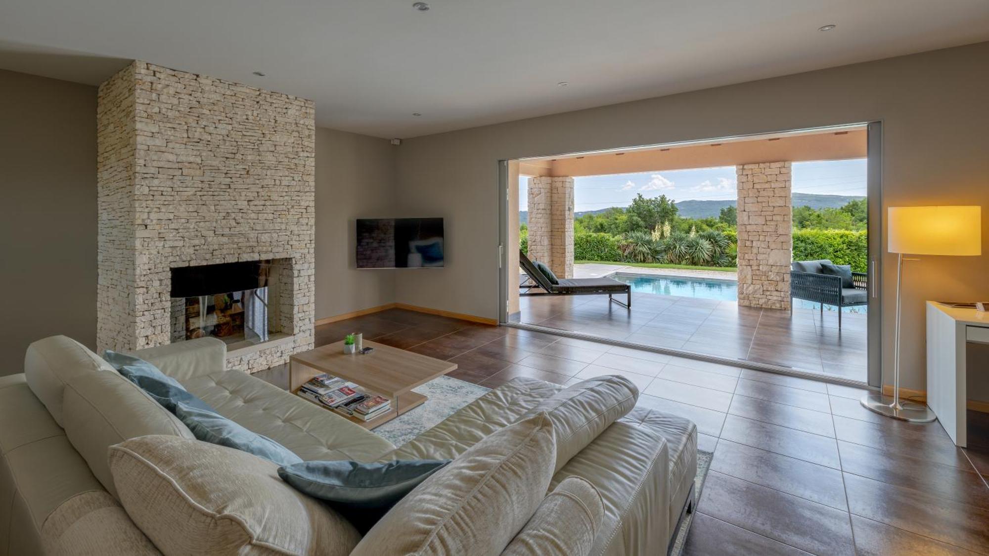 Villa Labin In Zartinj - Luxury Privacy Heated Pool With Auto Cover 외부 사진