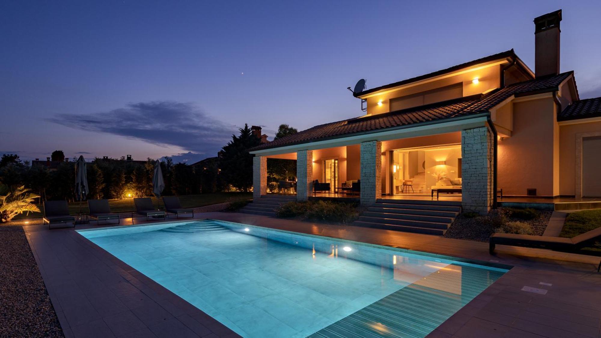 Villa Labin In Zartinj - Luxury Privacy Heated Pool With Auto Cover 외부 사진